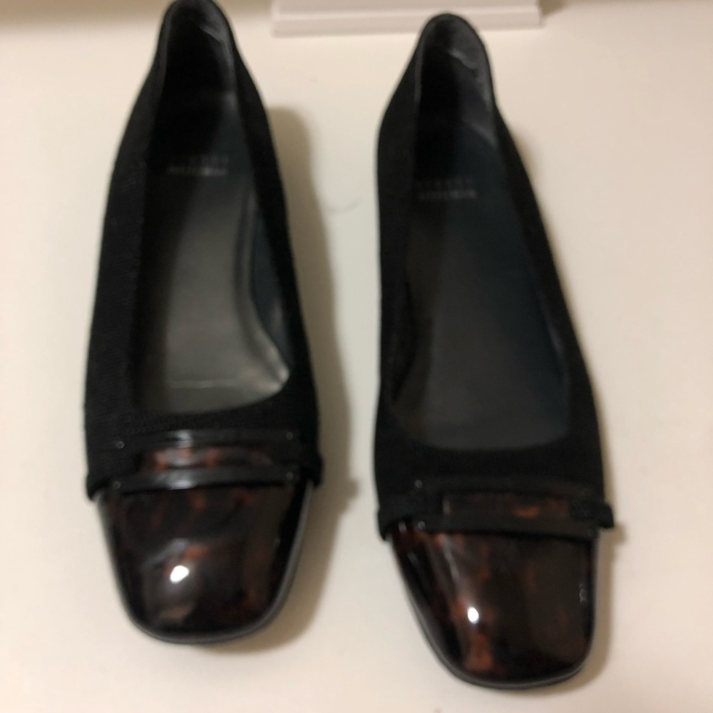 Stuart Weitzman - Picture 4 of 8